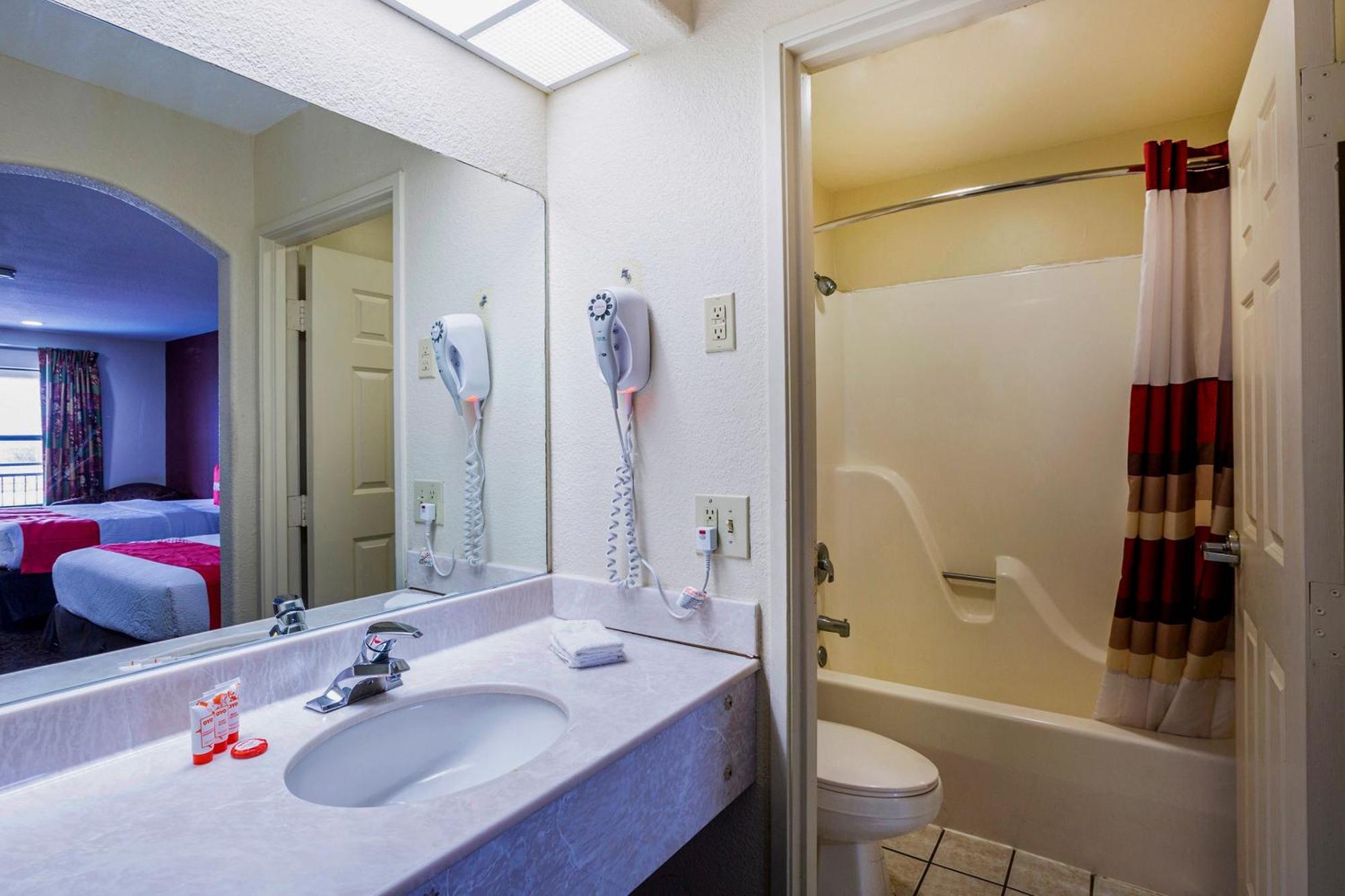 Oyo Hotel Lsu พอร์ทอัลเลน ภายนอก รูปภาพ