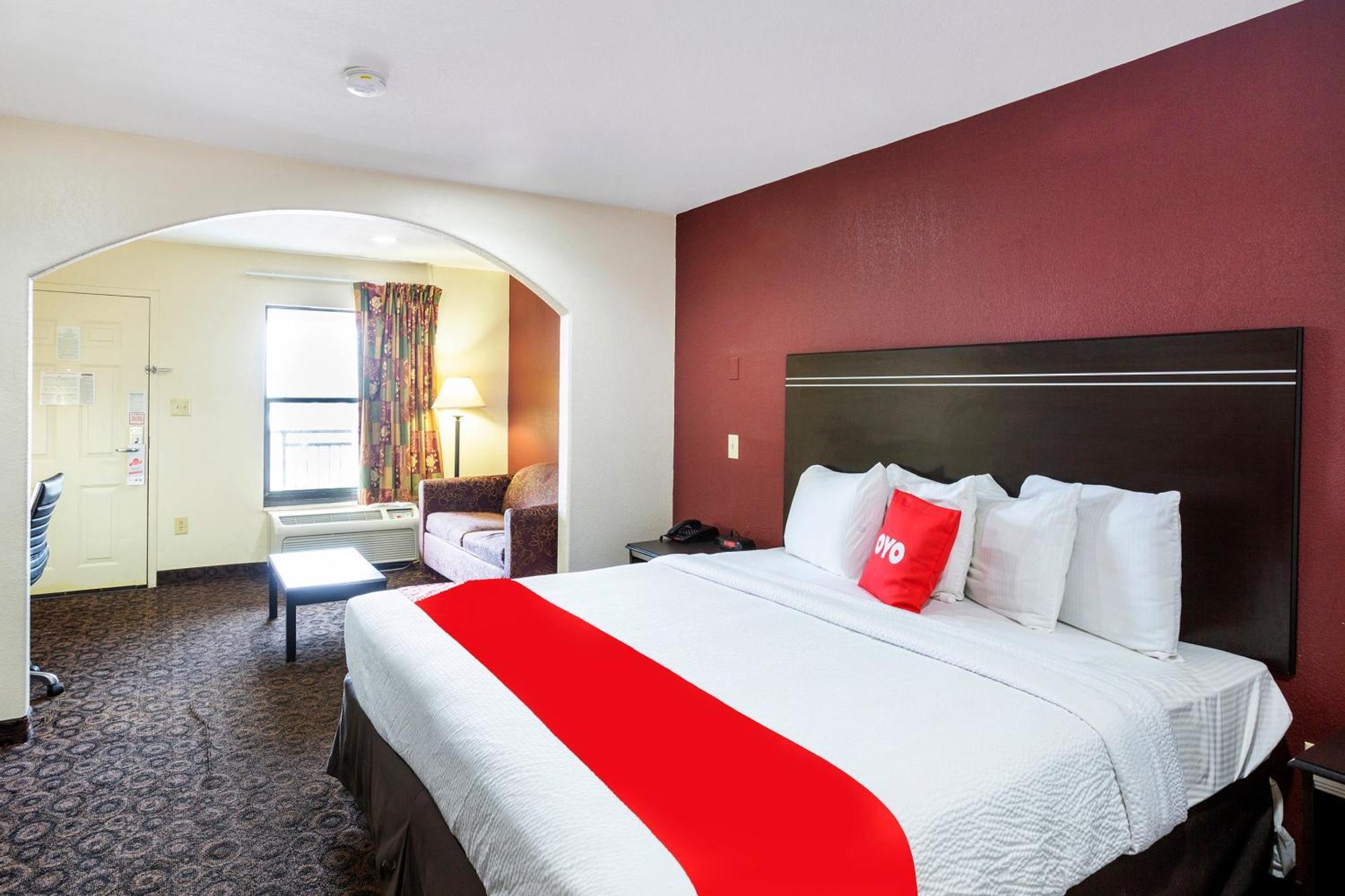 Oyo Hotel Lsu พอร์ทอัลเลน ภายนอก รูปภาพ