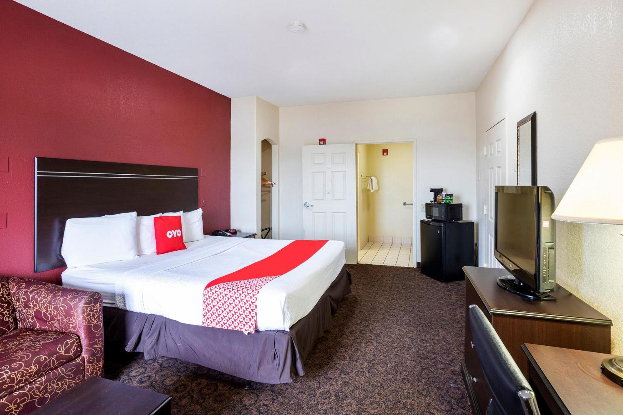 Oyo Hotel Lsu พอร์ทอัลเลน ภายนอก รูปภาพ