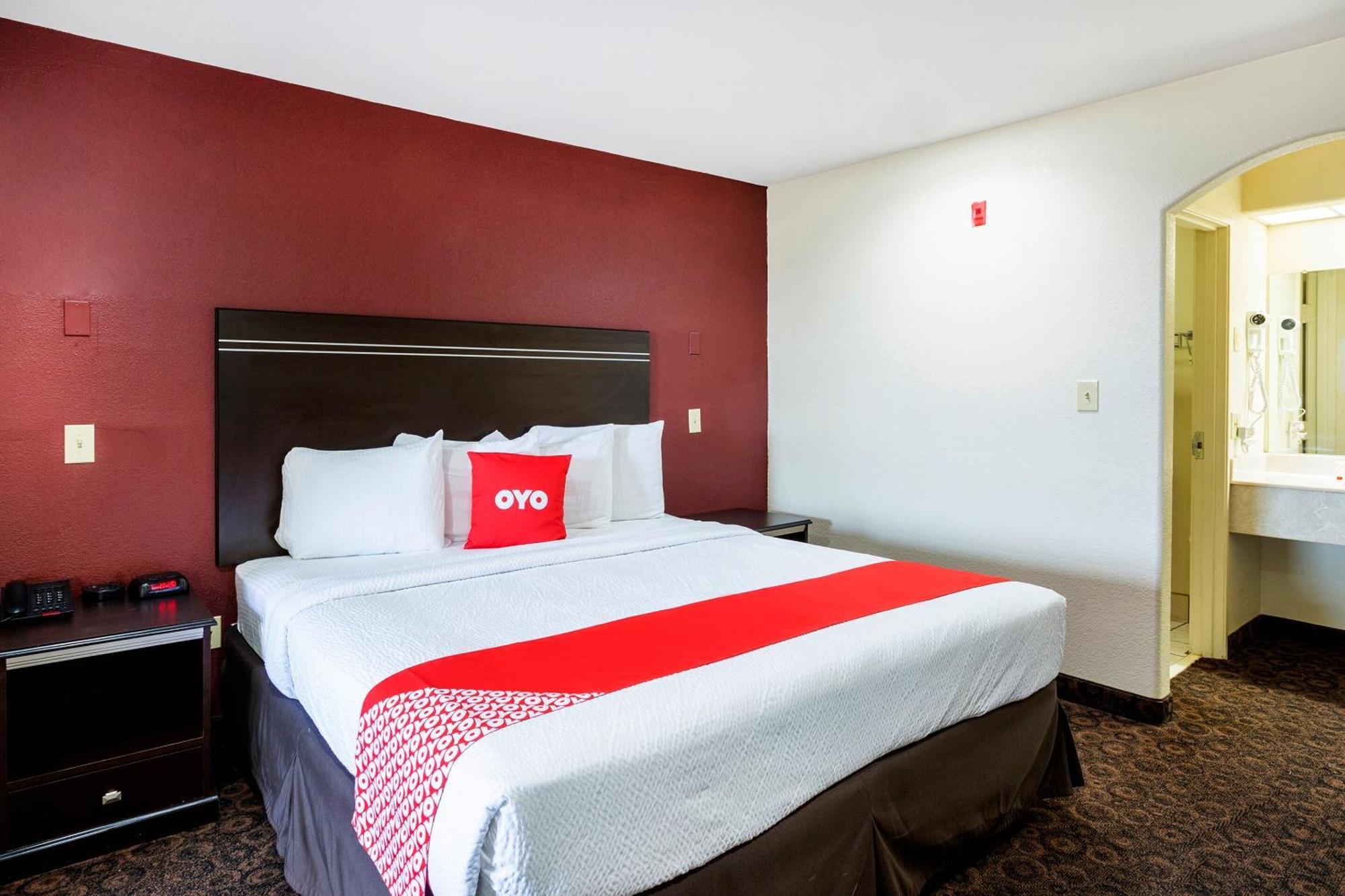 Oyo Hotel Lsu พอร์ทอัลเลน ภายนอก รูปภาพ
