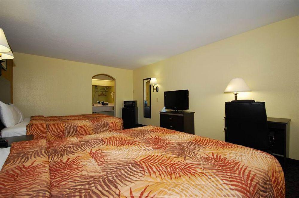 Oyo Hotel Lsu พอร์ทอัลเลน ห้อง รูปภาพ