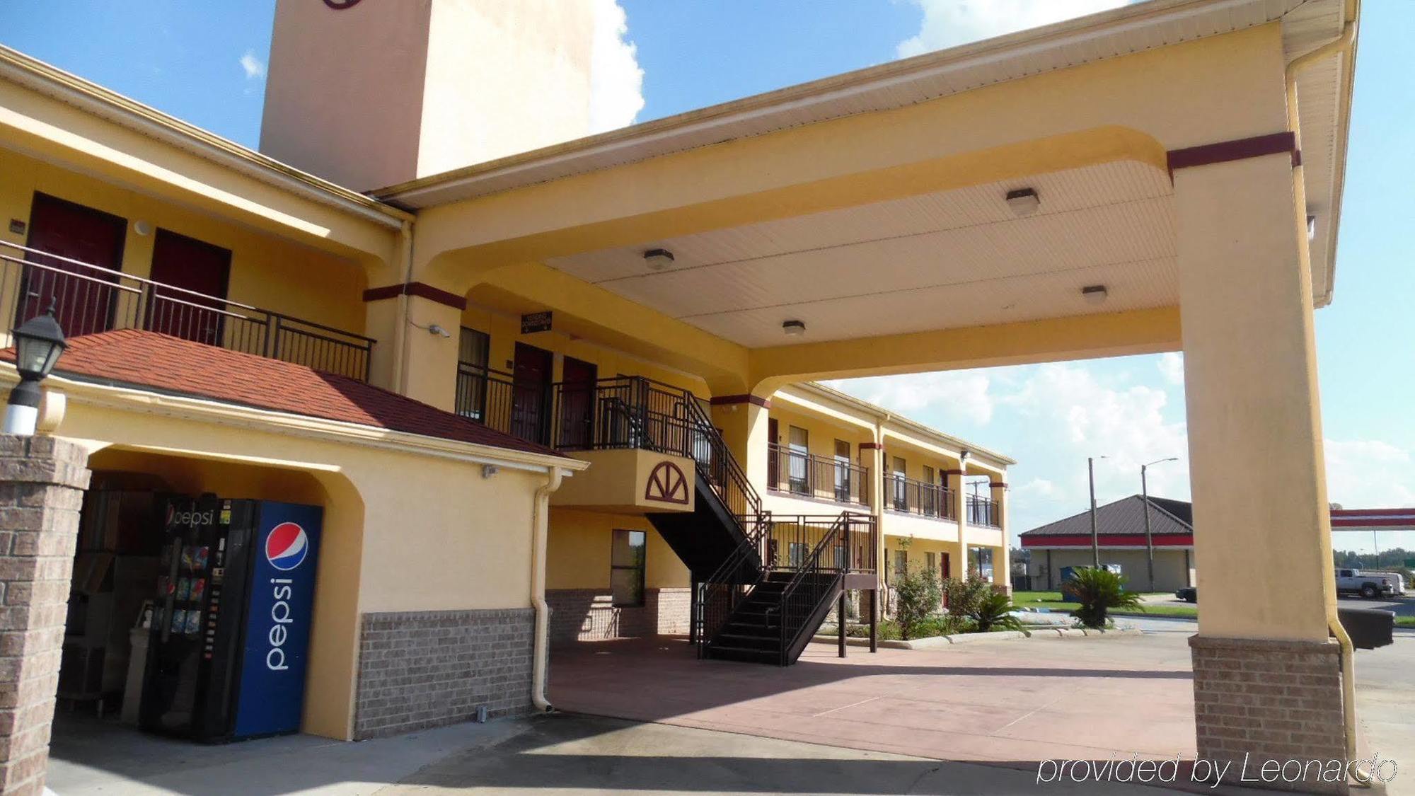 Oyo Hotel Lsu พอร์ทอัลเลน ภายนอก รูปภาพ