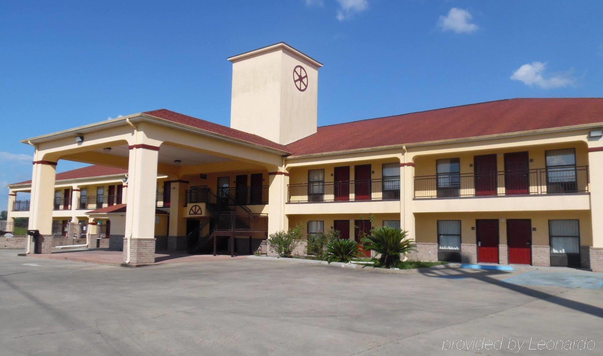 Oyo Hotel Lsu พอร์ทอัลเลน ภายนอก รูปภาพ